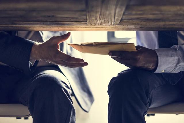 你買藥為啥貴？差旅費(fèi)9億、學(xué)術(shù)推廣費(fèi)等超75億、每天650場會議背后……